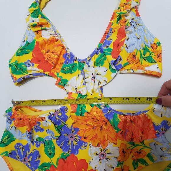 NWOT Aerie Floral Ruffle Halter Cut Out One Piece Swimsuit Size L - Picture 5 of 11